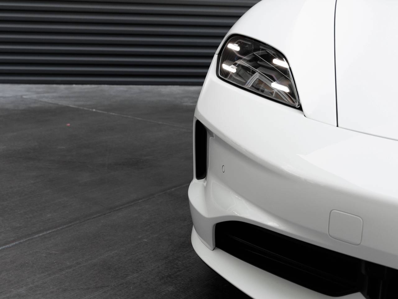 2026 Porsche Taycan Taycan Black Edition