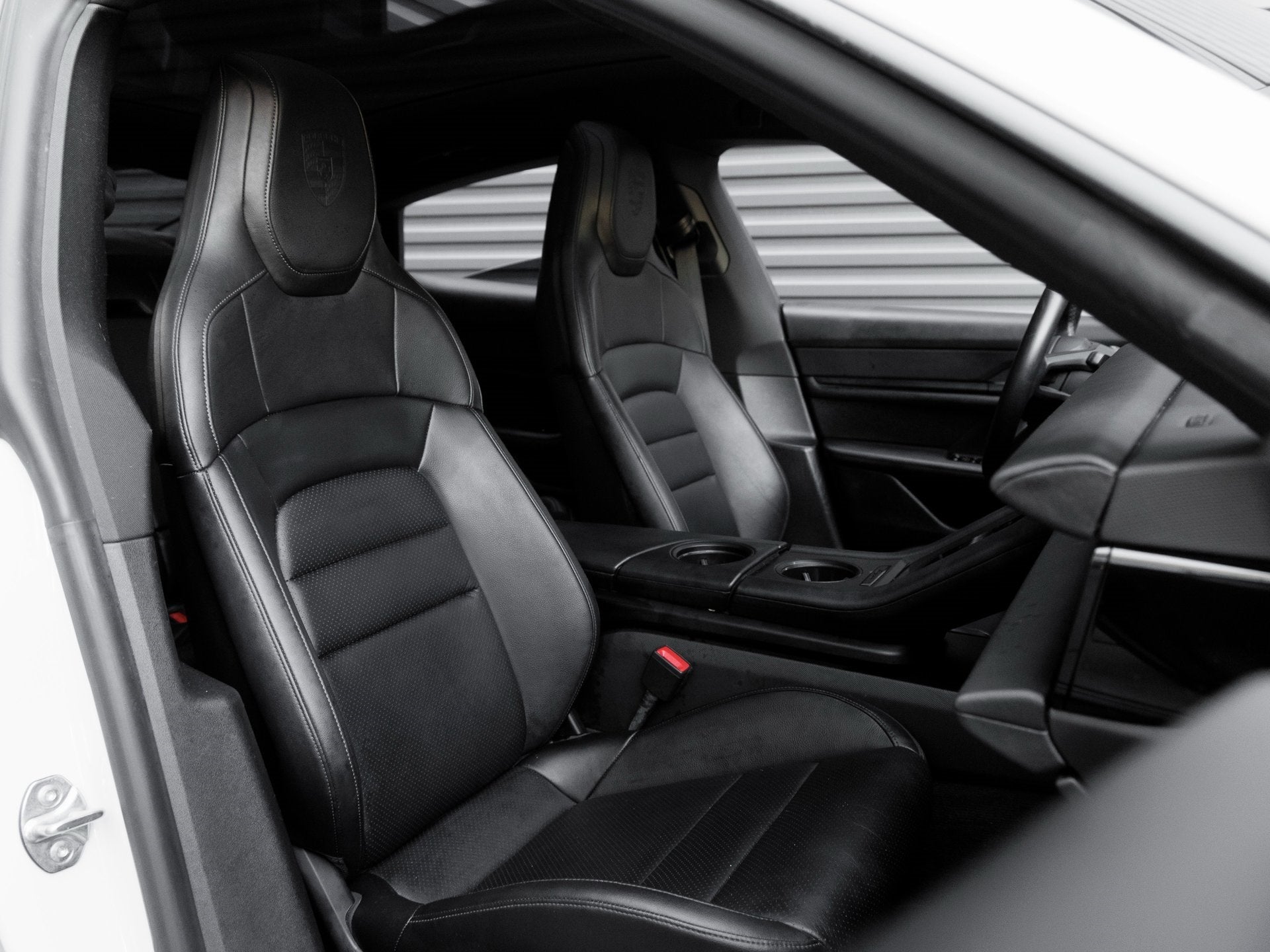 2022 Porsche Taycan Taycan (MY22)