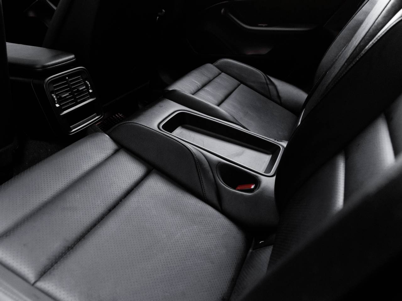 2022 Porsche Taycan Taycan (MY22)