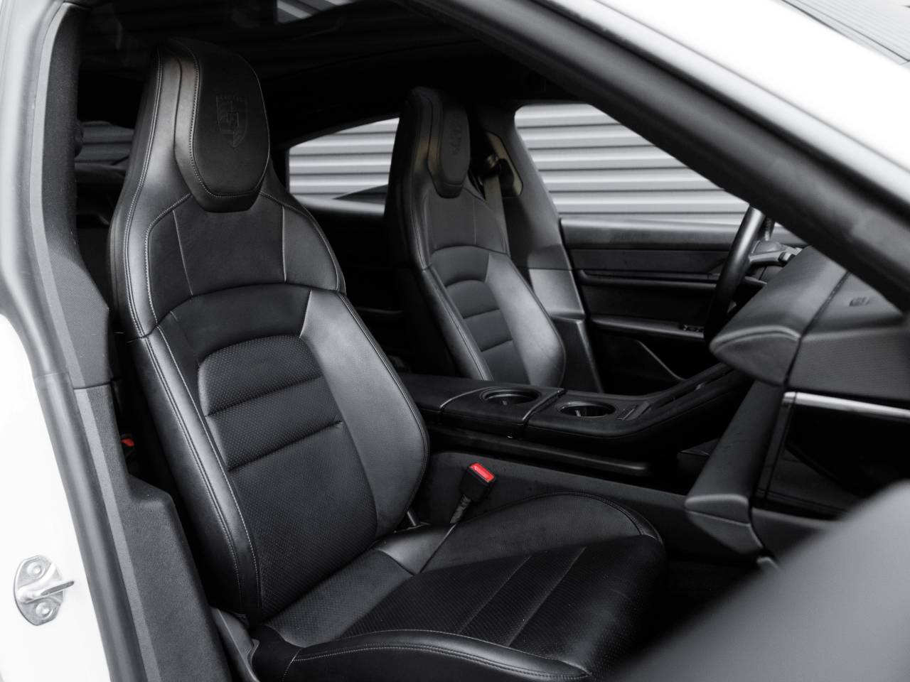 2022 Porsche Taycan Taycan (MY22)