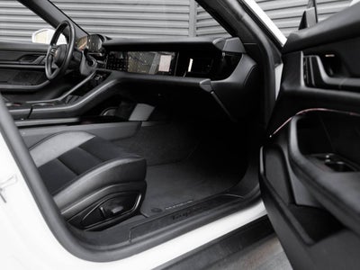 2022 Porsche Taycan Taycan (MY22)