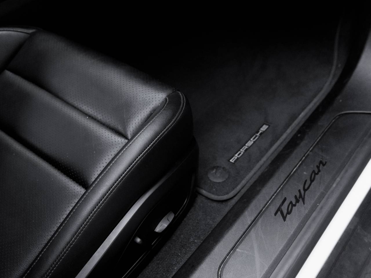 2022 Porsche Taycan Taycan (MY22)