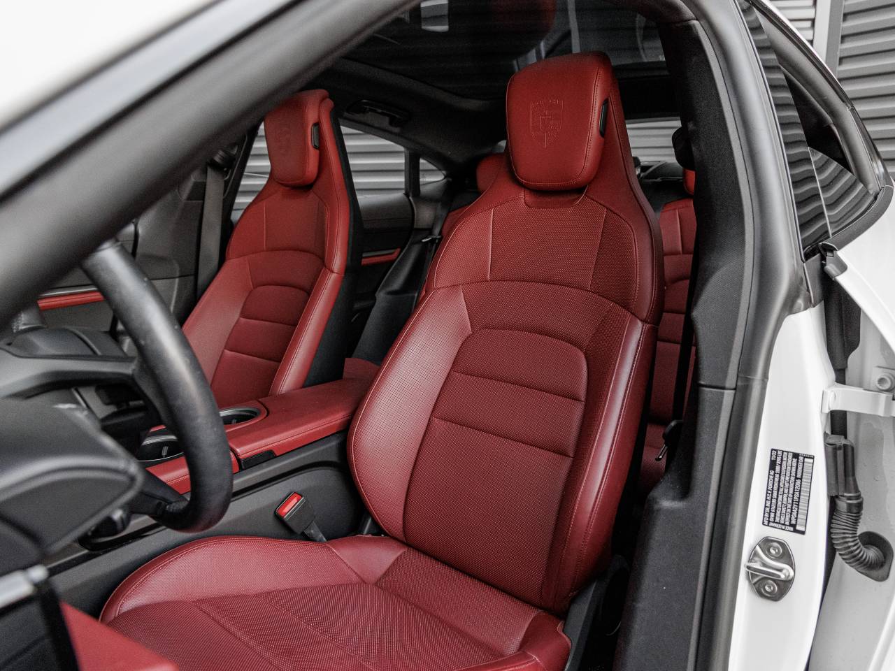 2023 Porsche Taycan Base