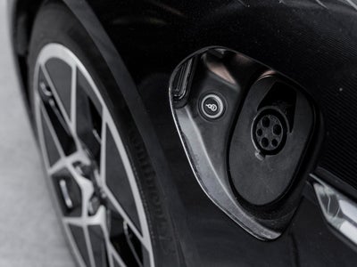 2025 Porsche Taycan Taycan