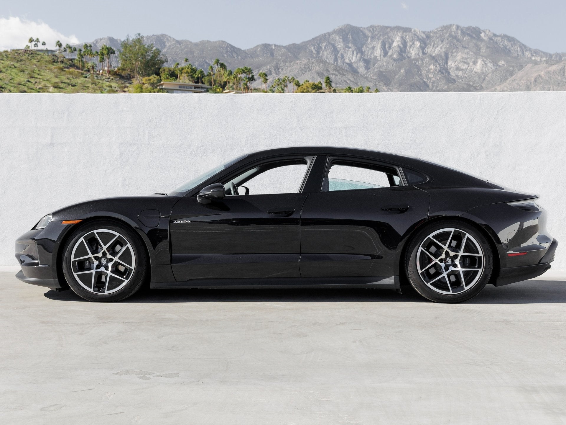 2025 Porsche Taycan Taycan