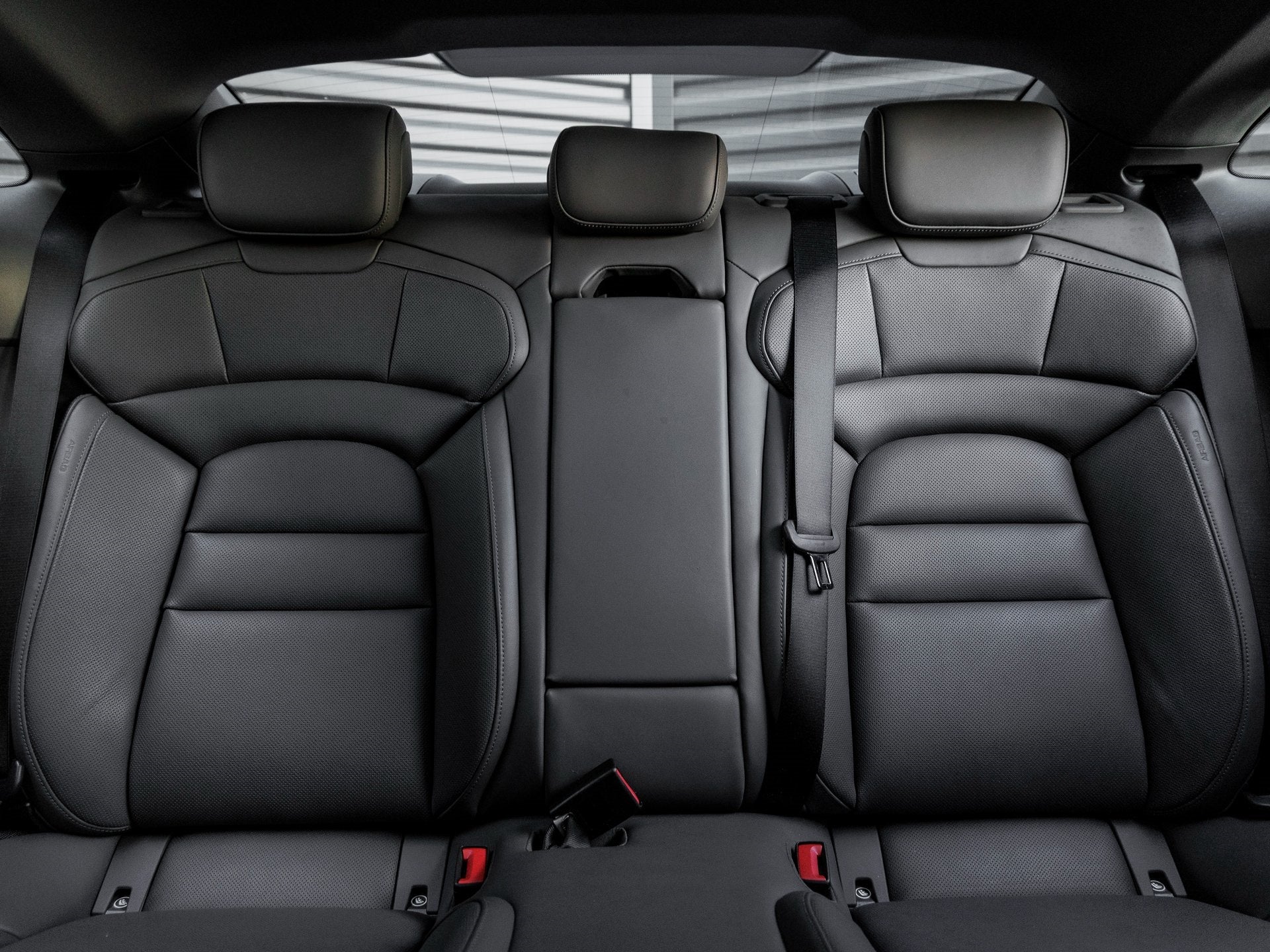 2025 Porsche Taycan Taycan