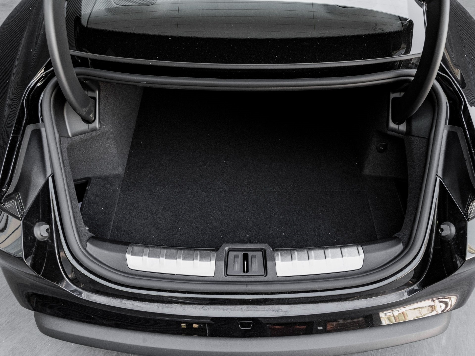 2025 Porsche Taycan Taycan