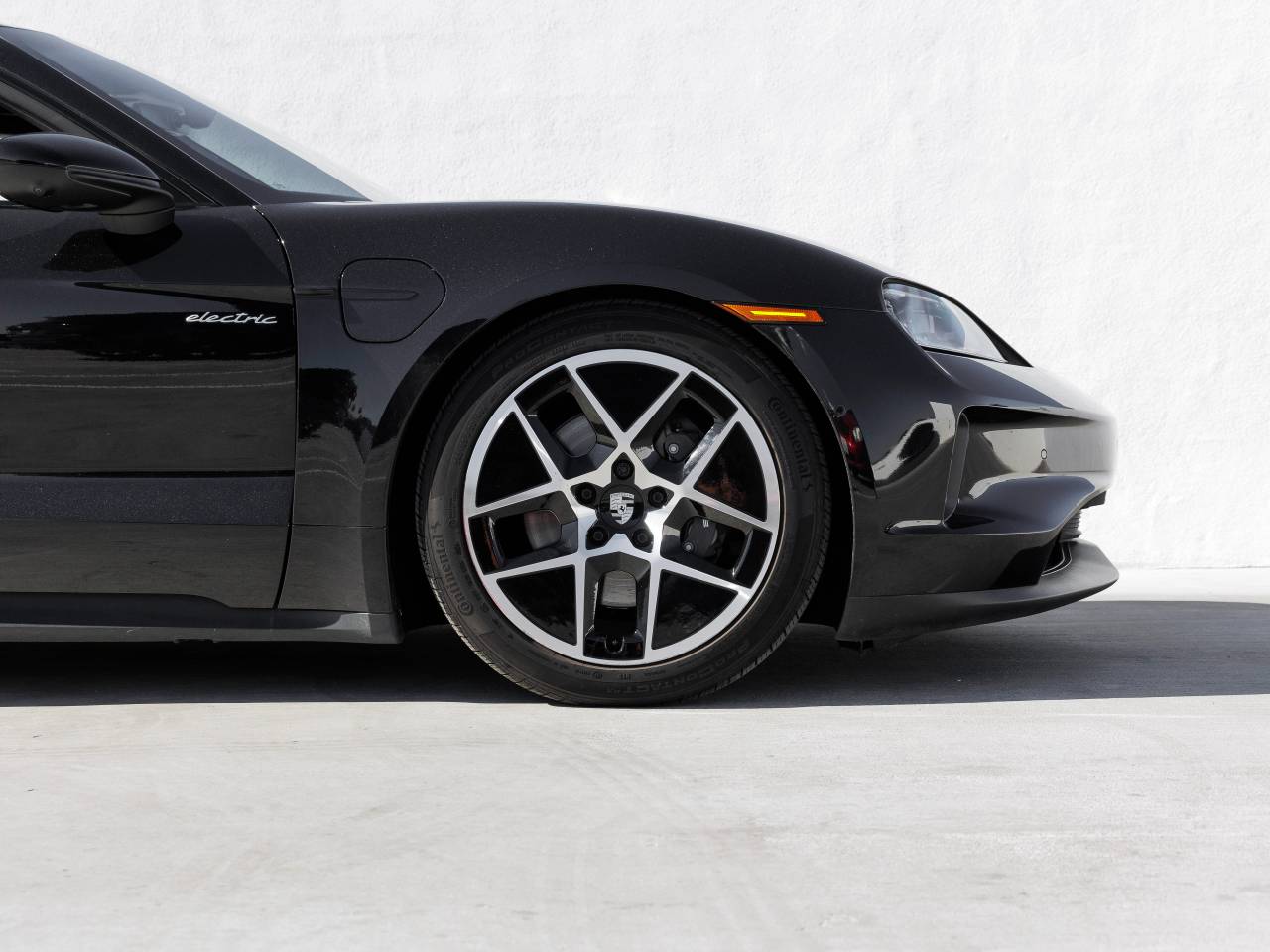 2025 Porsche Taycan Taycan