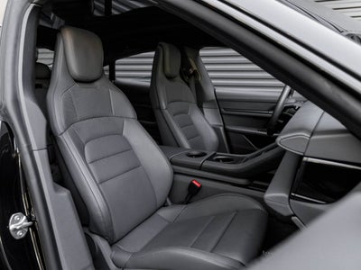 2025 Porsche Taycan Taycan