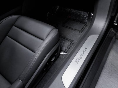2025 Porsche Taycan Taycan