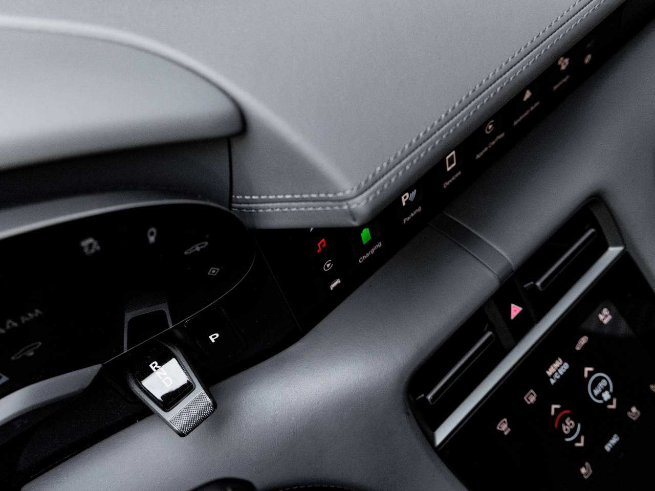 2025 Porsche Taycan Taycan