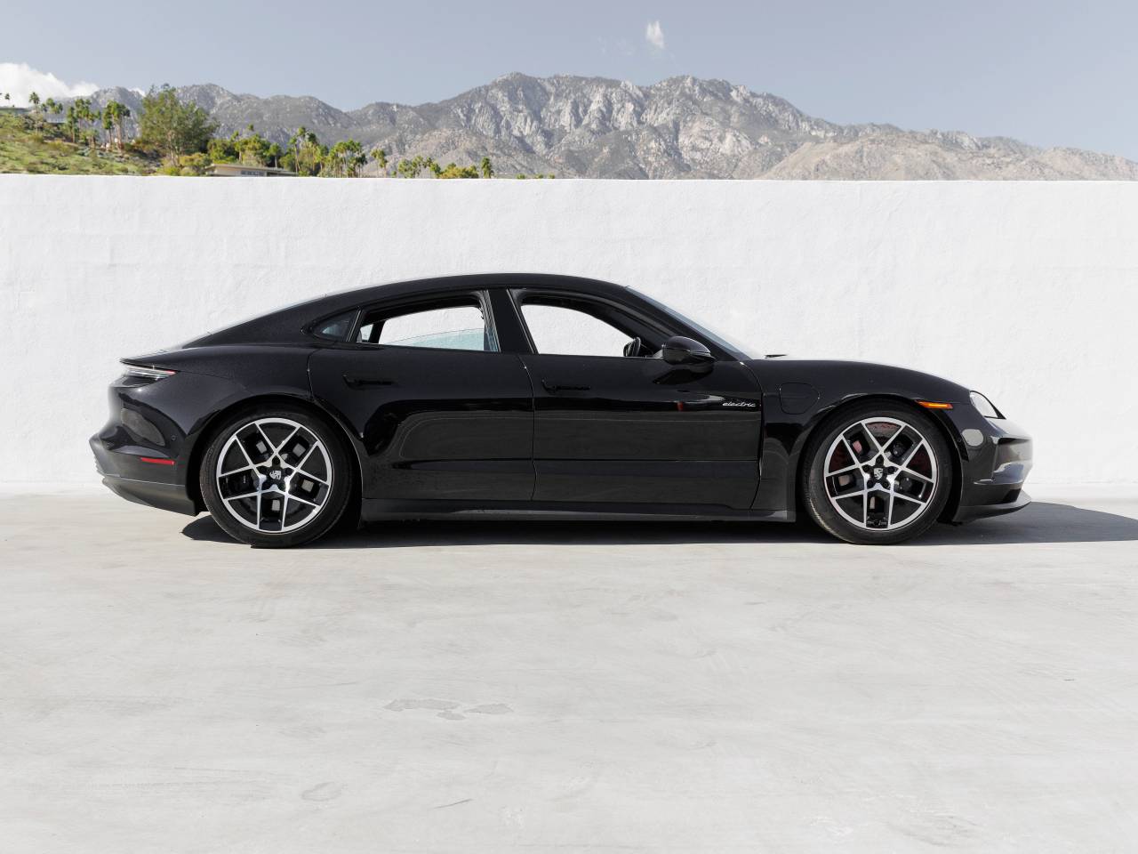 2025 Porsche Taycan Taycan