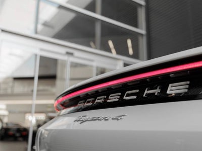 2025 Porsche Taycan 4