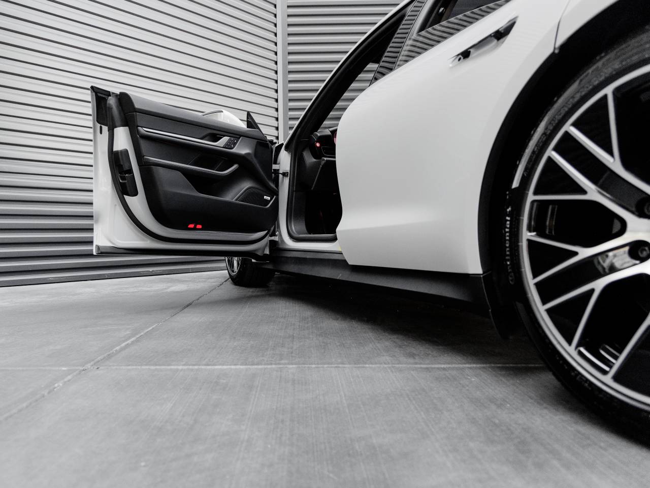 2026 Porsche Taycan Taycan 4