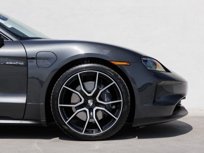 2025 Porsche Taycan Taycan