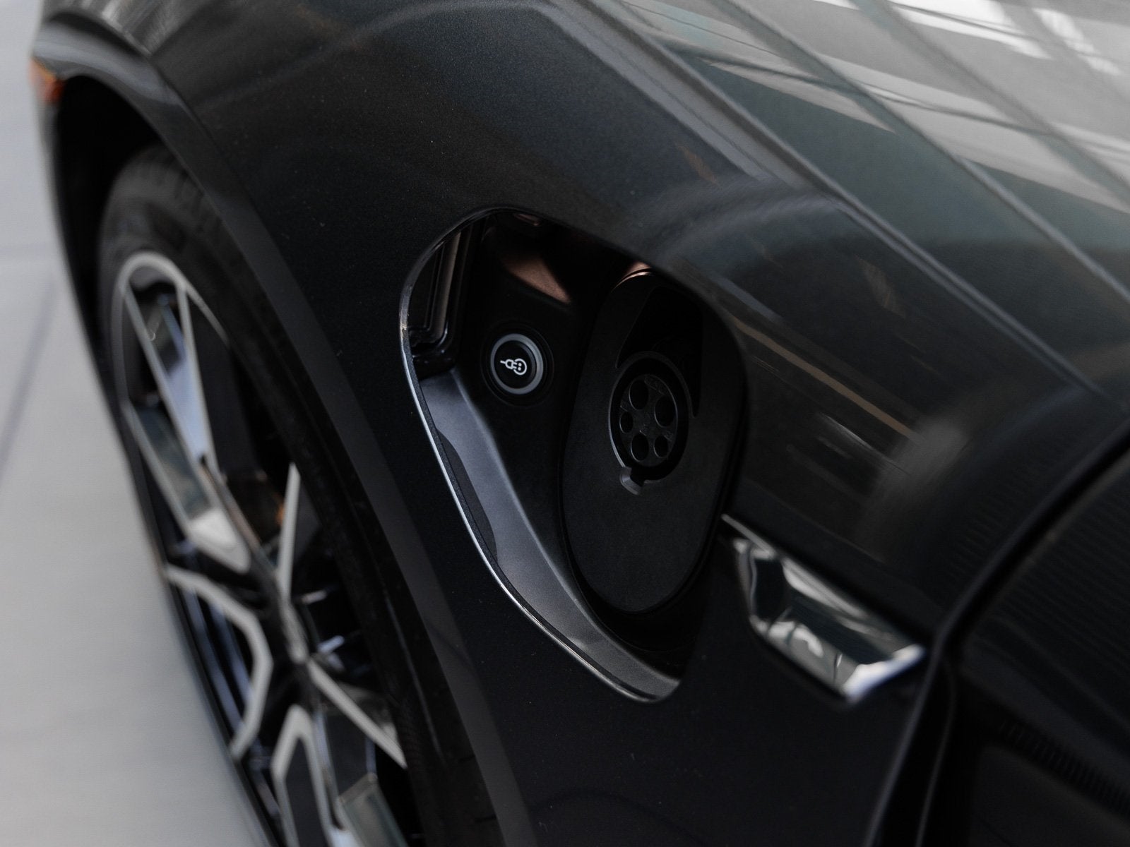 2025 Porsche Taycan Taycan