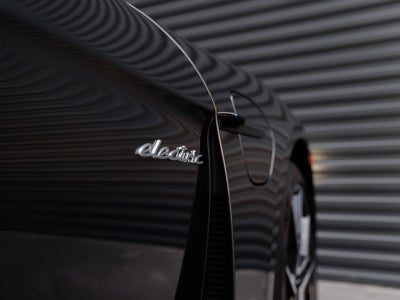 2025 Porsche Taycan Taycan