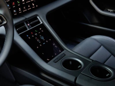 2025 Porsche Taycan Taycan