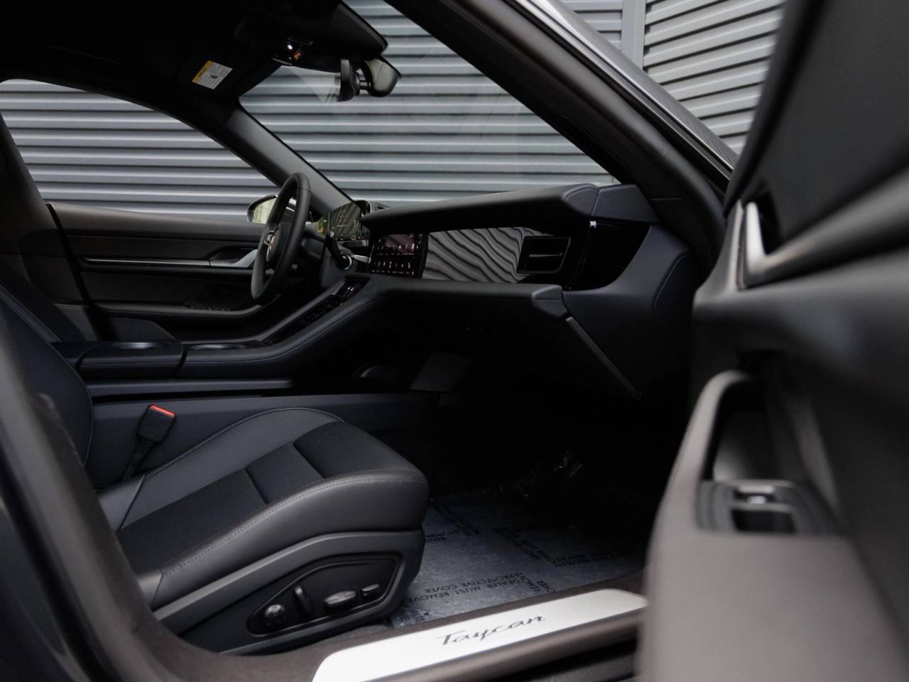 2025 Porsche Taycan Taycan