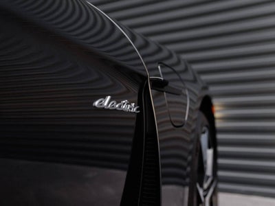 2025 Porsche Taycan Taycan