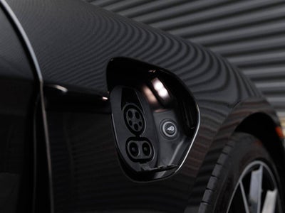 2025 Porsche Taycan Taycan