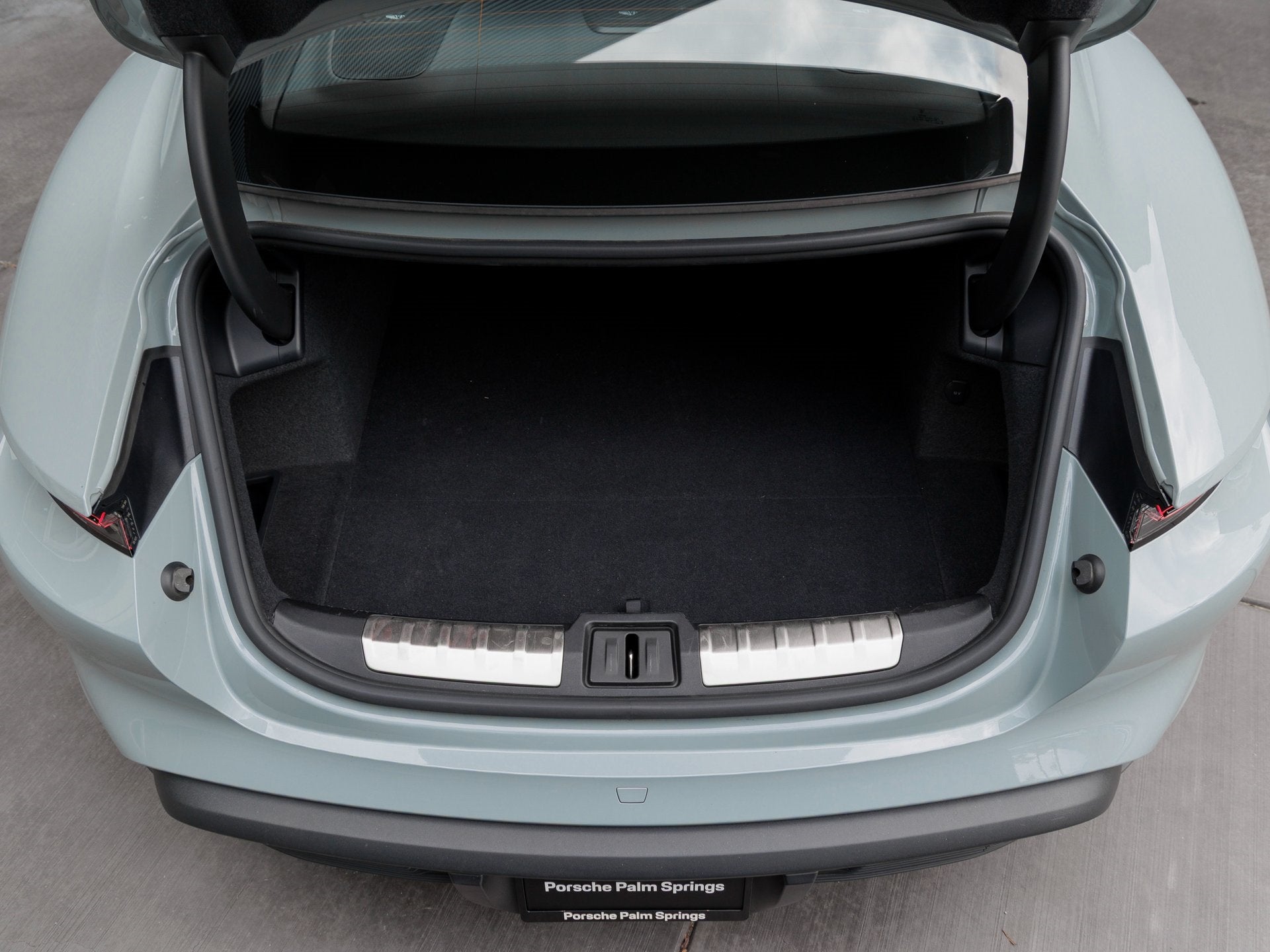 2025 Porsche Taycan Taycan