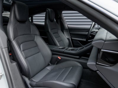 2025 Porsche Taycan Taycan