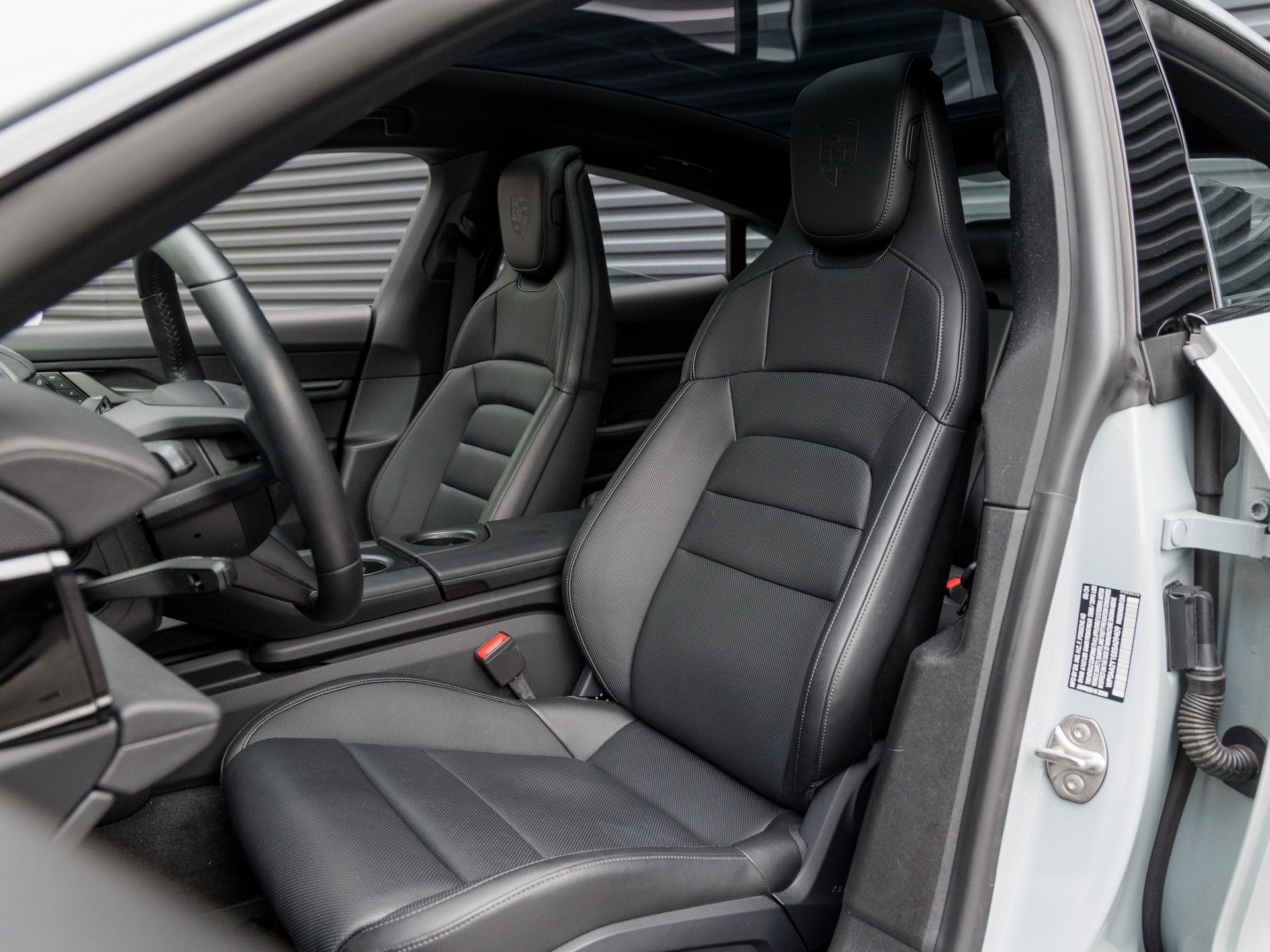 2025 Porsche Taycan Taycan