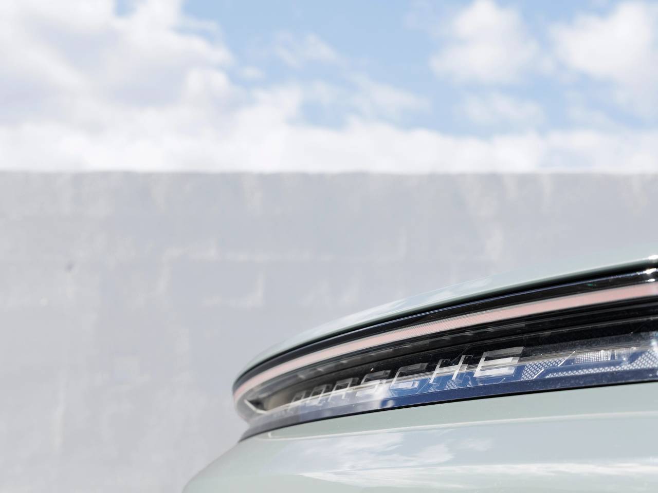 2025 Porsche Taycan Taycan