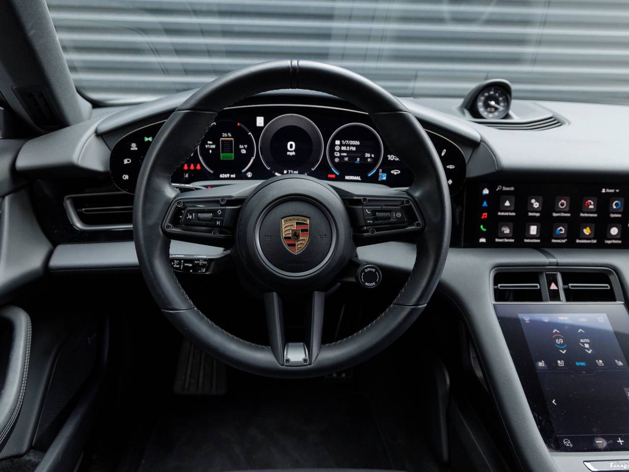 2025 Porsche Taycan Taycan