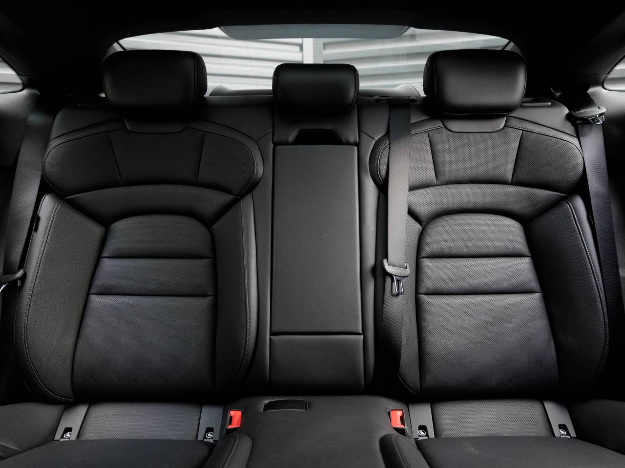 2025 Porsche Taycan Taycan