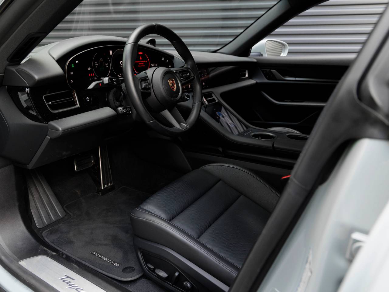 2025 Porsche Taycan Taycan