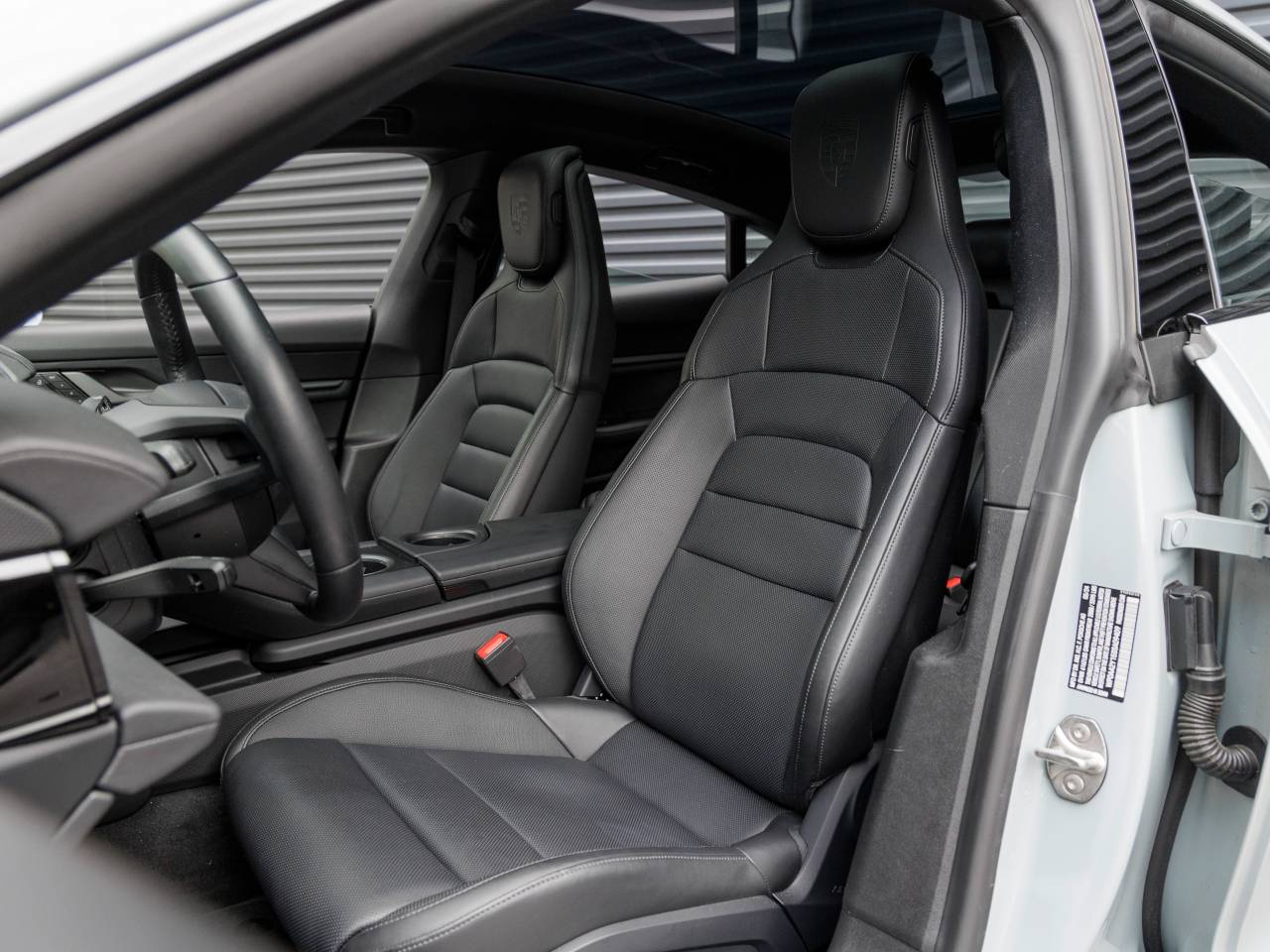 2025 Porsche Taycan Taycan