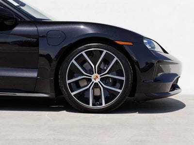 2026 Porsche Taycan 4 Black Edition