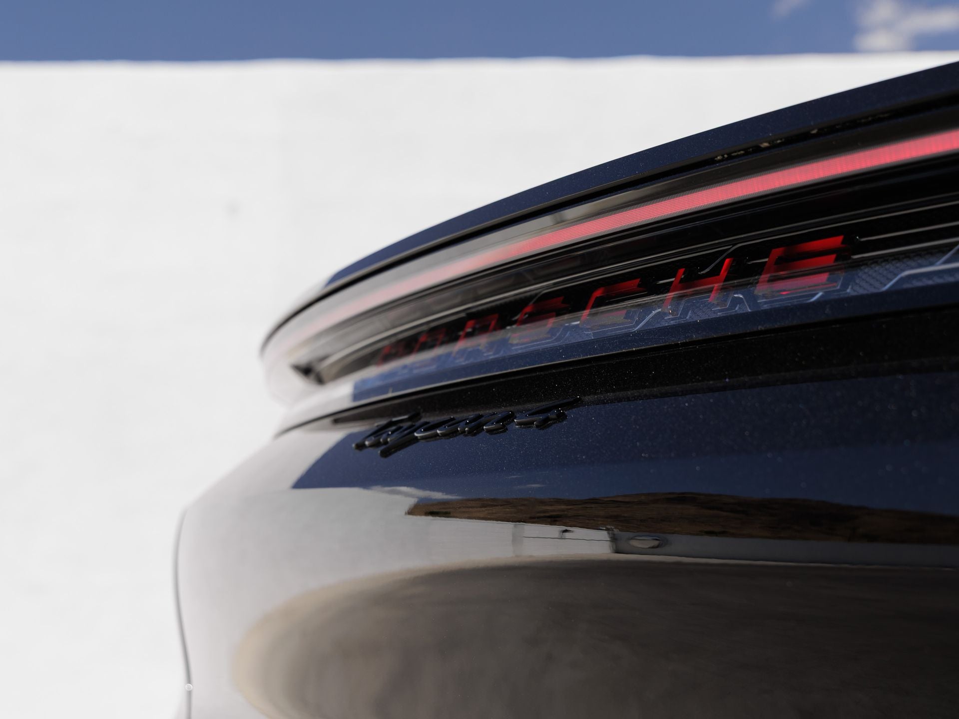 2026 Porsche Taycan 4 Black Edition