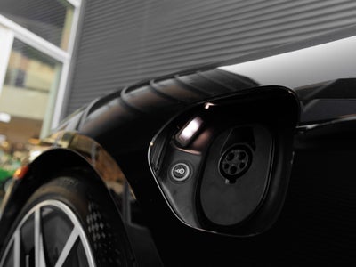 2026 Porsche Taycan 4 Black Edition