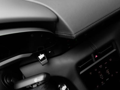 2026 Porsche Taycan 4 Black Edition