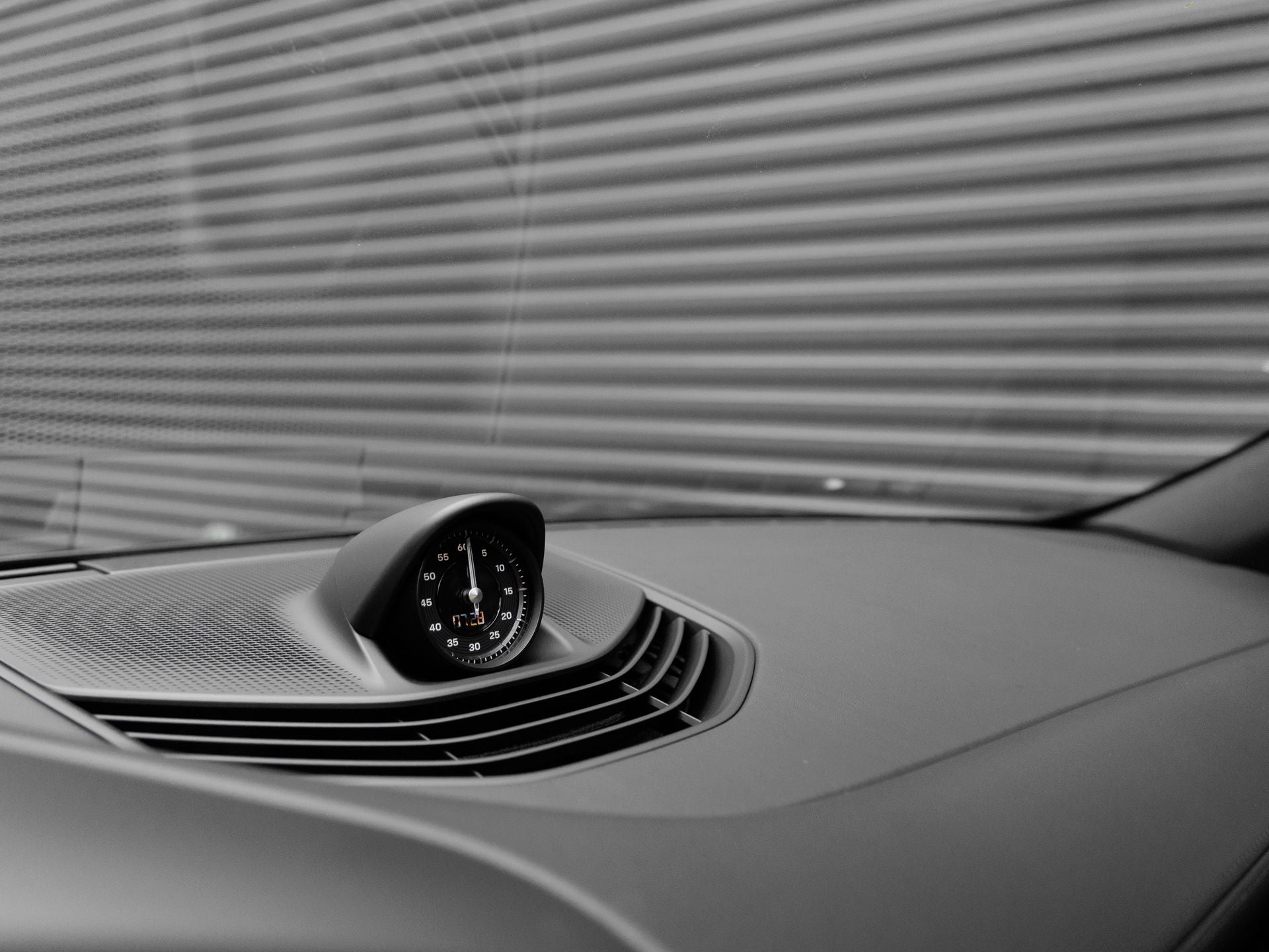 2026 Porsche Taycan 4 Black Edition