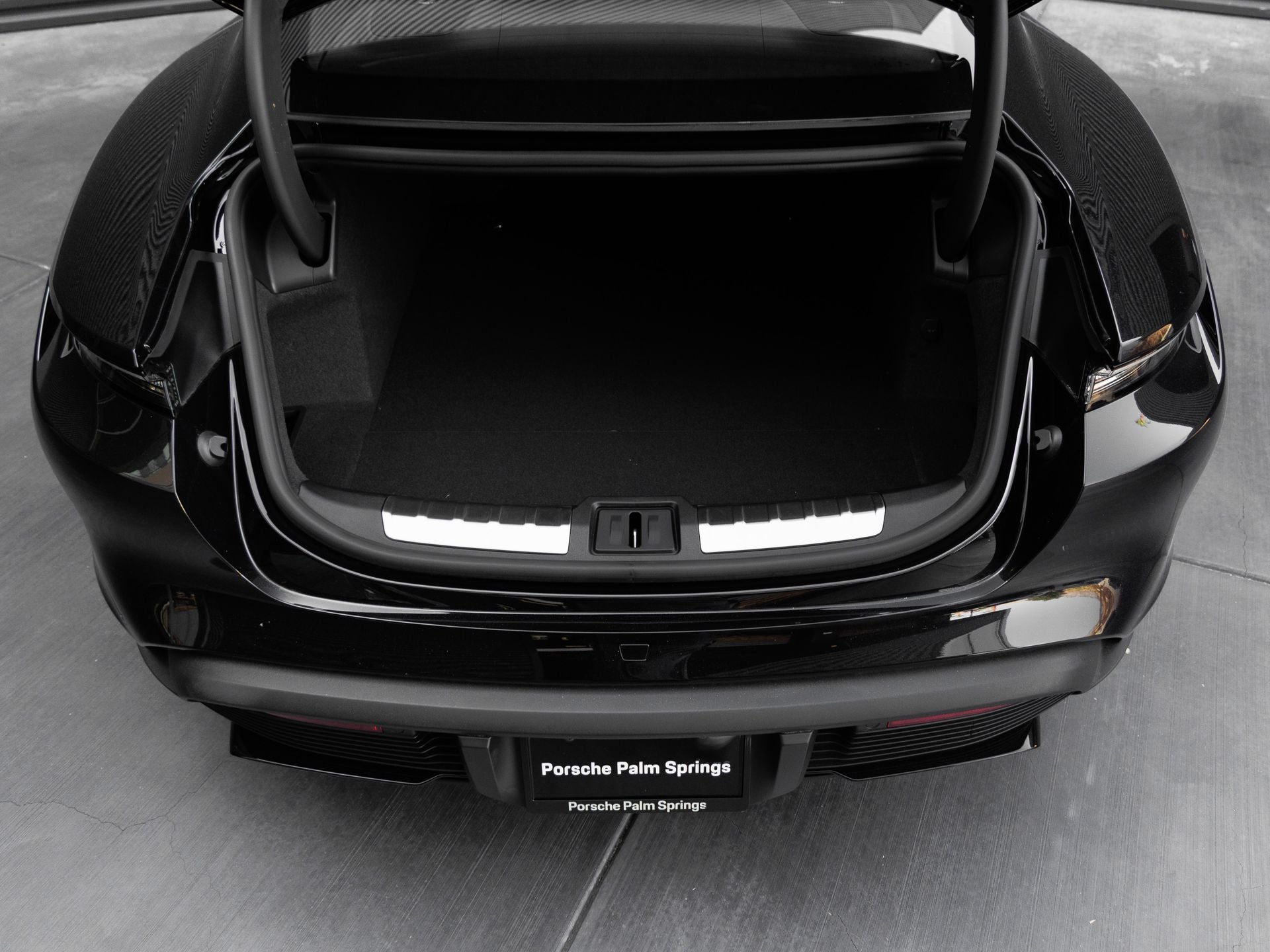 2026 Porsche Taycan 4 Black Edition