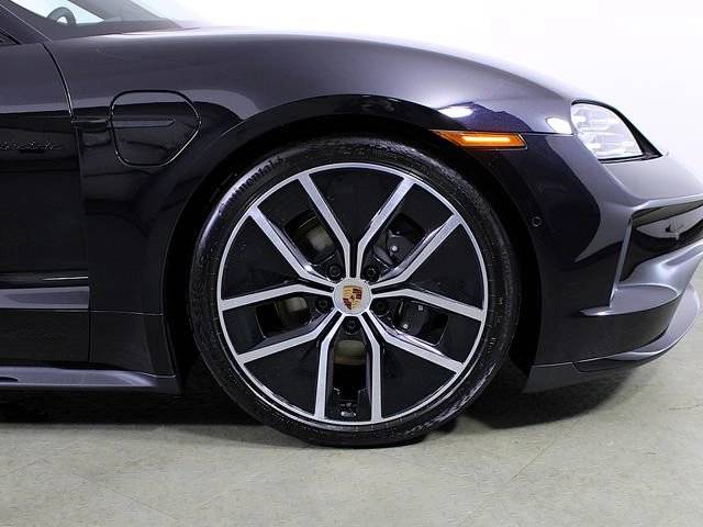 2026 Porsche Taycan Taycan 4 Black Edition