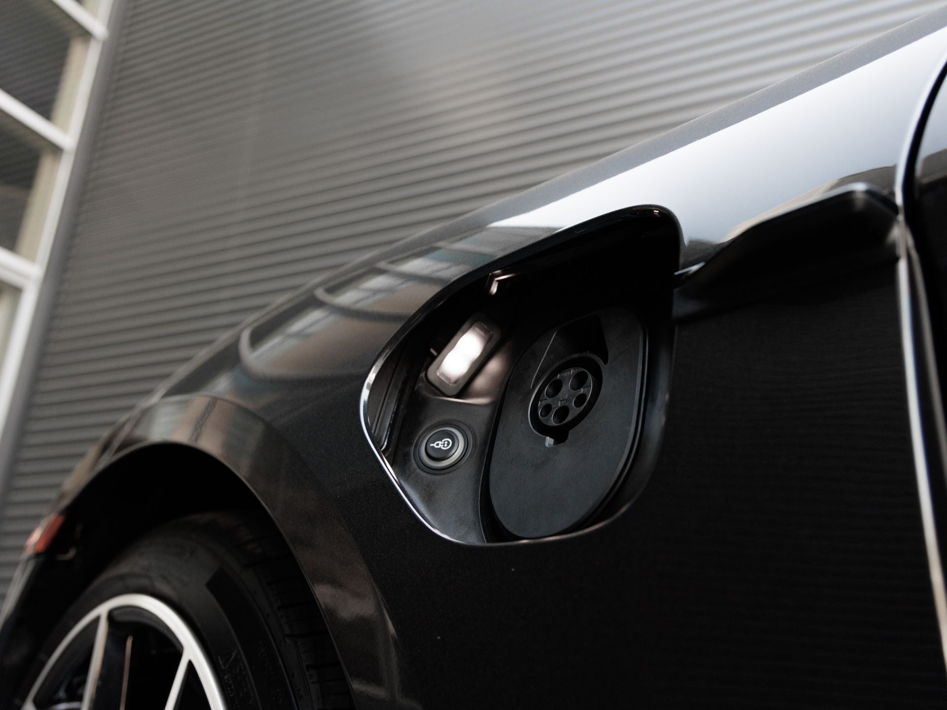 2026 Porsche Taycan Taycan 4