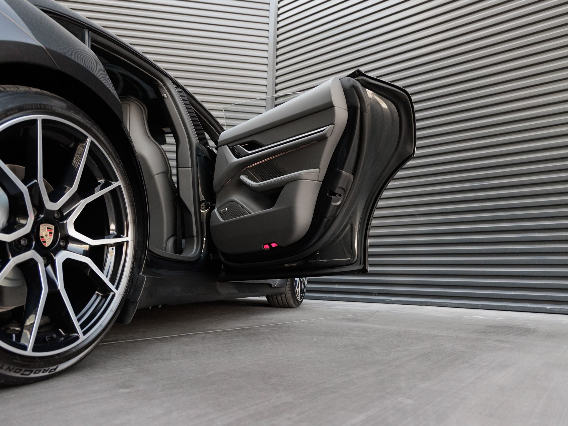2026 Porsche Taycan Taycan 4