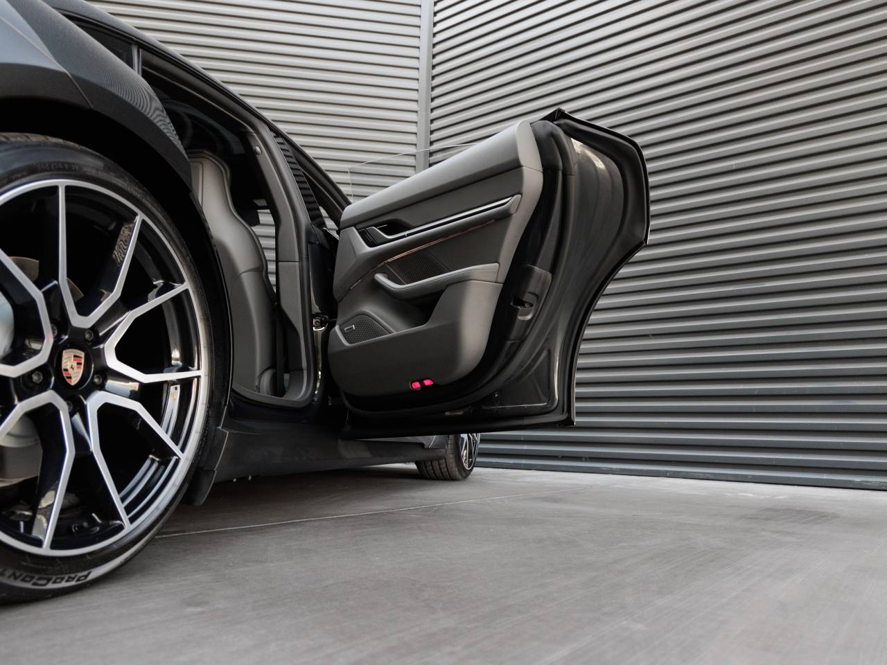 2026 Porsche Taycan Taycan 4