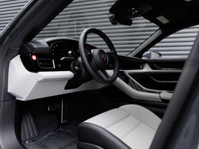 2026 Porsche Taycan 4