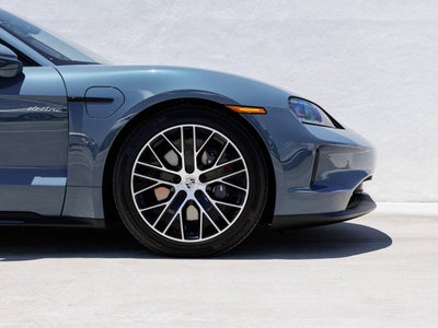 2026 Porsche Taycan 4