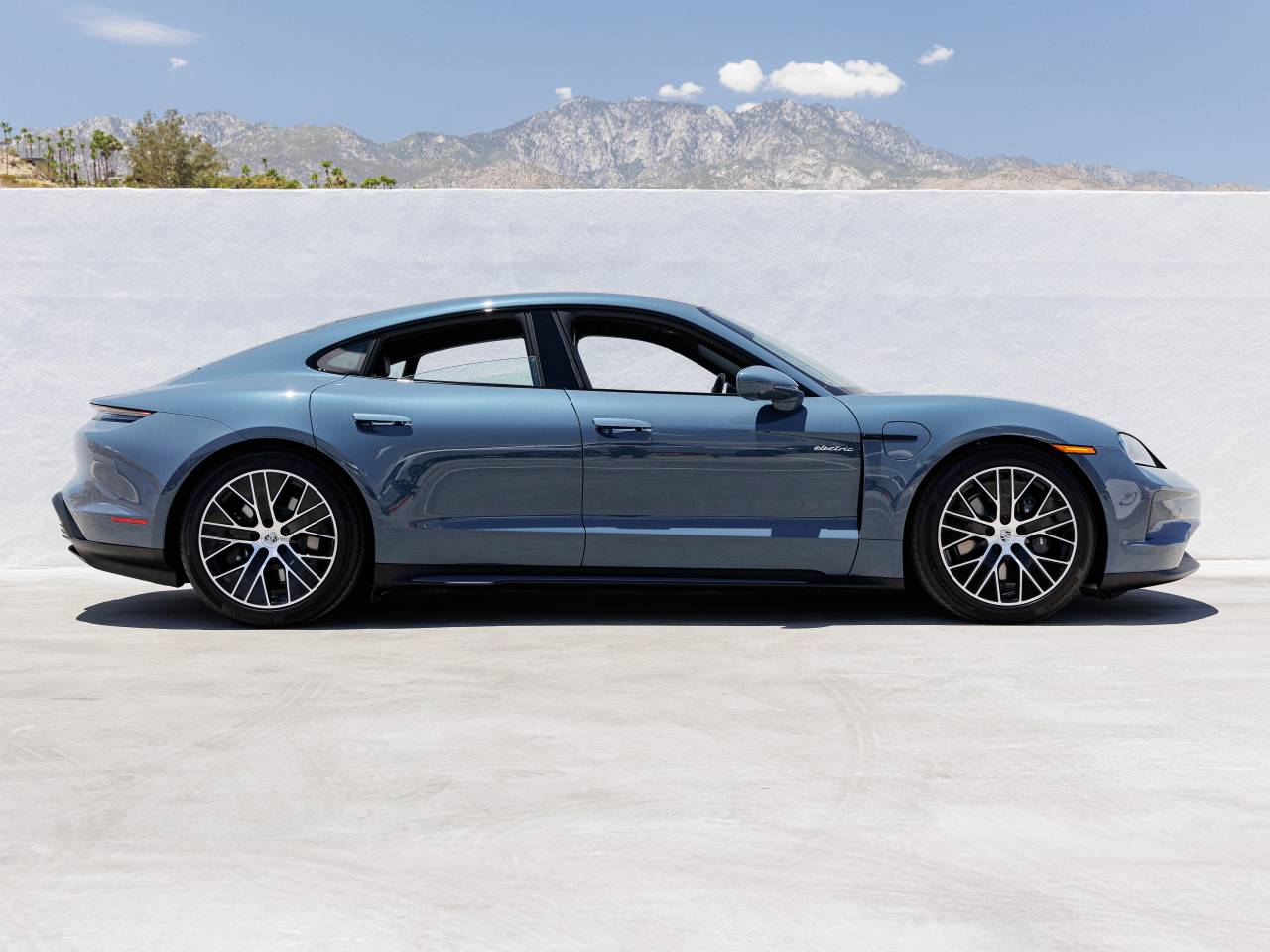 2026 Porsche Taycan 4