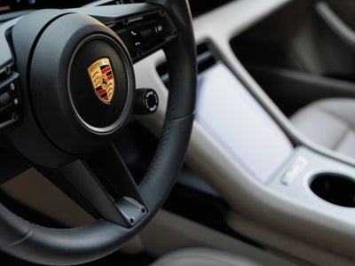 2025 Porsche Taycan Taycan