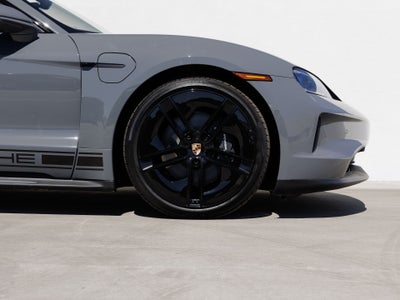 2025 Porsche Taycan Taycan 4