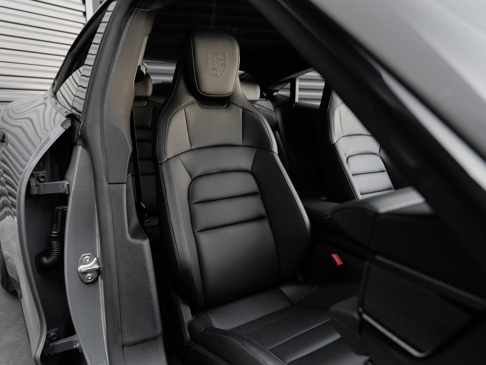 2025 Porsche Taycan Taycan 4