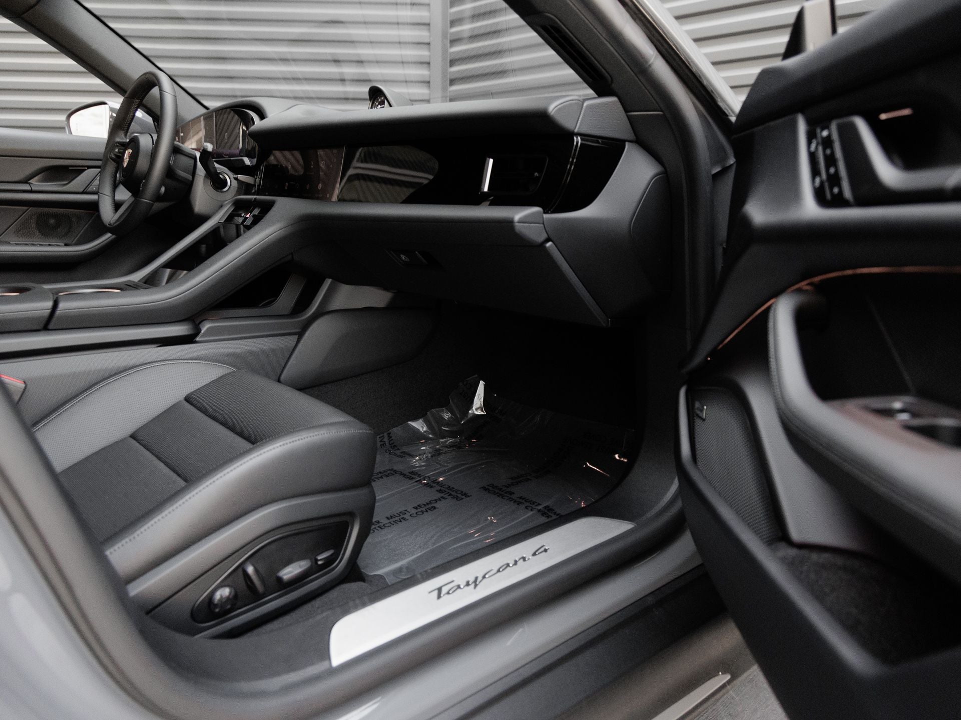 2025 Porsche Taycan Taycan 4